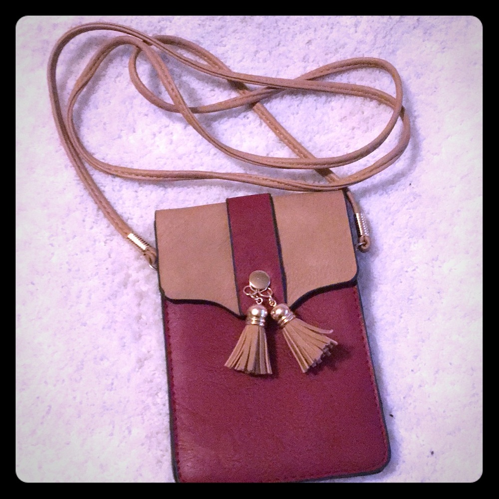 Urban Energy Crossbody Club Bag